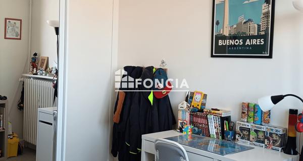 Location Appartement 4 pièces 78.52 m² - Fontenay-sous-bois 94120