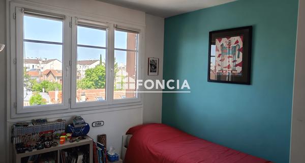 Location Appartement 4 pièces 78.52 m² - Fontenay-sous-bois 94120
