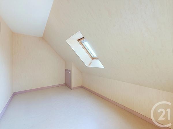 Maison à vendre  5 pièces - 119,50 m 2   COMBRIT  - 29