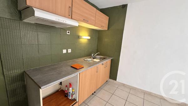 Immeuble à vendre  62 m 2   NIMES  - 30