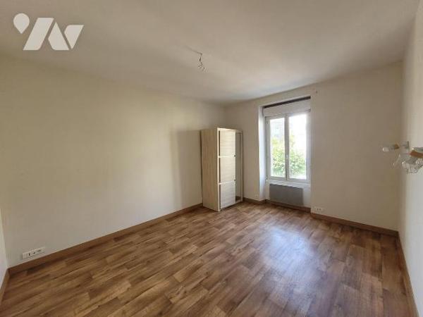 Appartement à vendre à Dinard (35800) en Ille-et-Vilaine (35)

Situé dans l'hypercentre de Di...