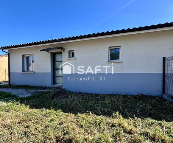 Maison contemporaine de plain-pied : 3 chambres, jardin, garage de 25 m² située à proximité immédiate des commodités.