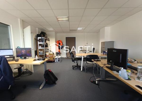 Bureau moderne et stratégique à Saint-Herblain