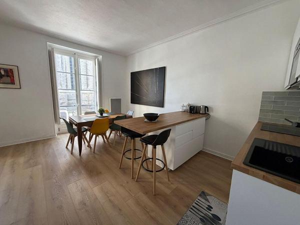 Appartement rénové Nantes - 2 pièce(s) - 55.0 m2
