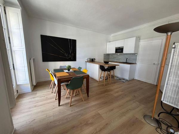 Appartement rénové Nantes - 2 pièce(s) - 55.0 m2