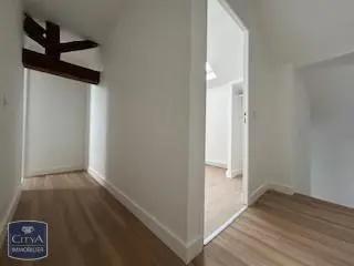 Appartement à louer 4 pièces 85.88m²