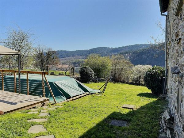 Beauzac 43590 magnifique ferme pierre rénovée 207m² 4 chambres terrain 780m²