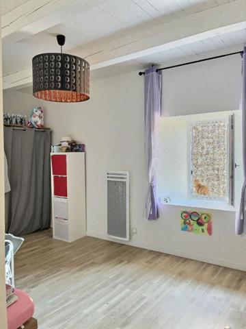 Beauzac 43590 magnifique ferme pierre rénovée 207m² 4 chambres terrain 780m²