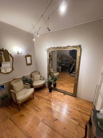 Secteur Avignon, Le Pontet (84) - Murs d'hôtel 30 chambres