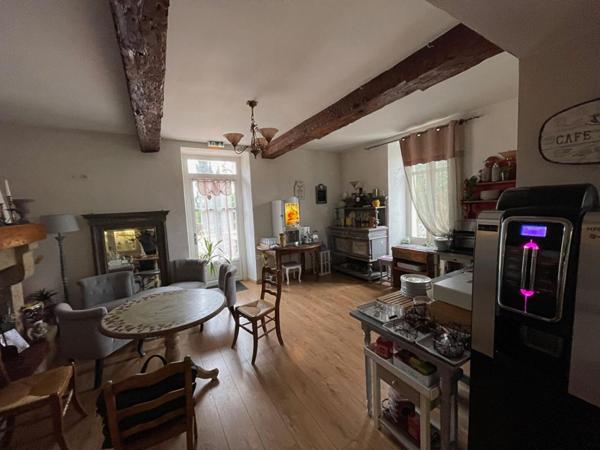 Secteur Avignon, Le Pontet (84) - Murs d'hôtel 30 chambres