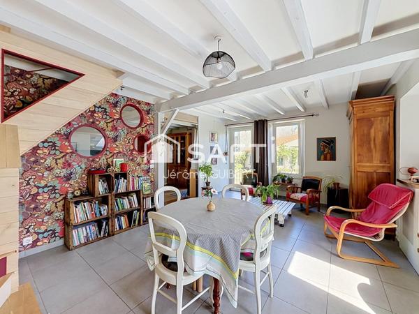 Belle maison de caractère rénovée – 145 m² – 4 chambres – Terrain 566 m²
