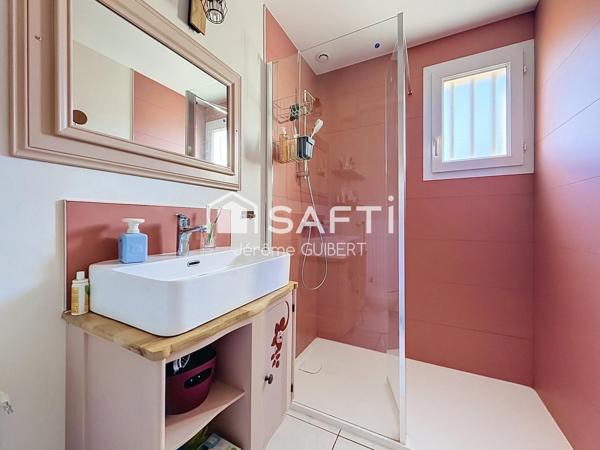 Belle maison de caractère rénovée – 145 m² – 4 chambres – Terrain 566 m²