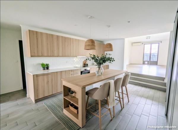 Appartement sur les quais avec grande terrasse