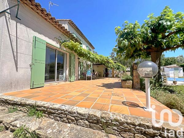 Maison traditionnelle 5 pièces de 193 m² à Istres (13800)
