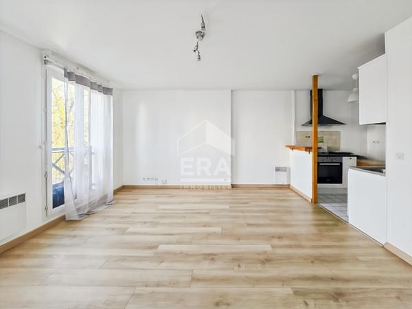 Appartement duplex 3 pièces avec garage à Dammarie-les-Lys