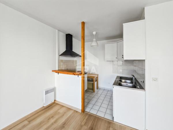 Appartement duplex 3 pièces avec garage à Dammarie-les-Lys