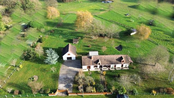 Propriété 170m²: hab principal 151m² + Gite 19m² + dép 138m² / 6841m²