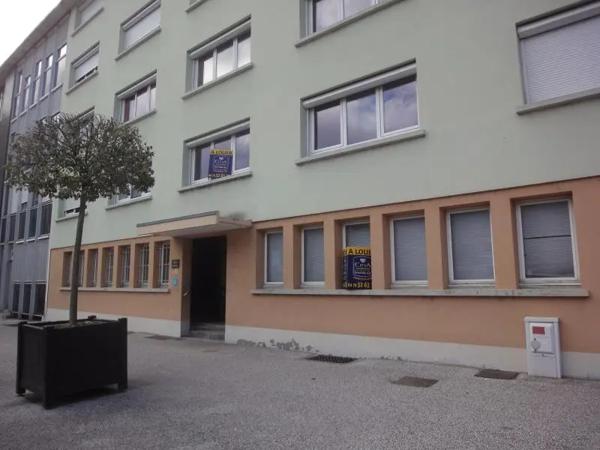 Appartement à louer 1 pièce 44m² Albertville (73200)
