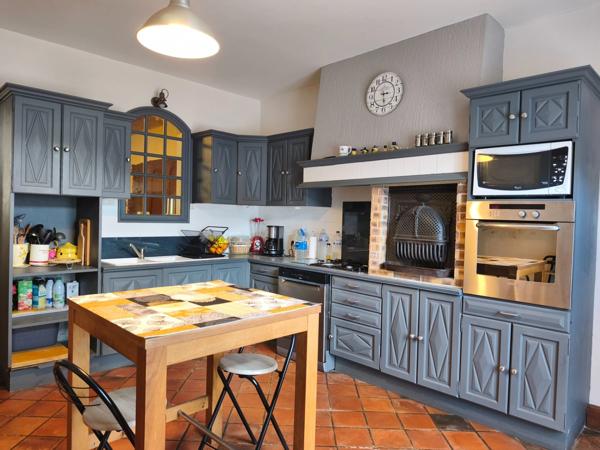 Maison de caractère 262m2 sur 4 ha avec étangs privés à THIVIERS (24) 717 000€ FAI