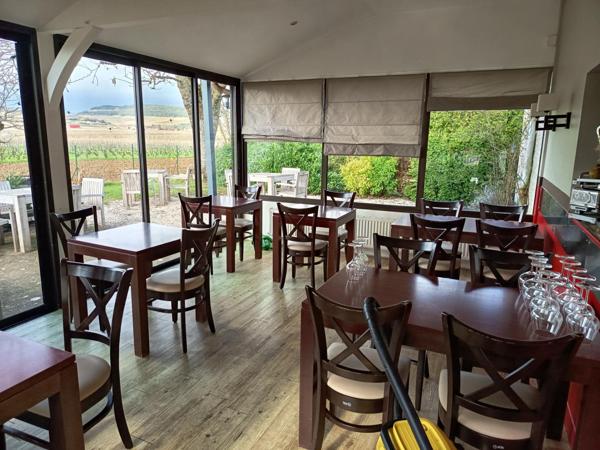 A saisir restaurant (fond et murs) idéalement situé face au vignoble