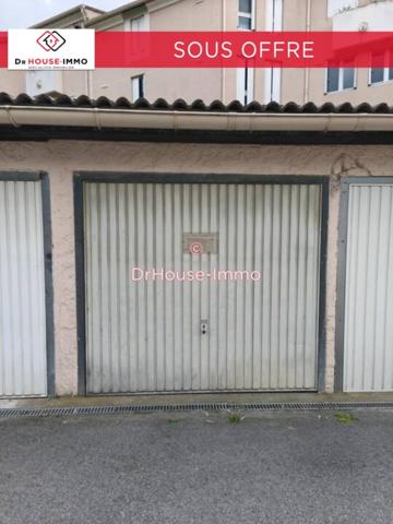 Parking / Box à vendre de 11 m²