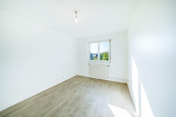 VENTE : appartement F4 (83 m²) à BRUNSTATT