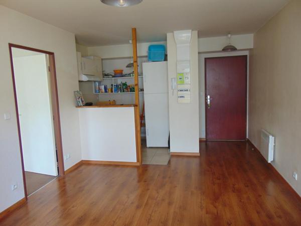 APPARTEMENT DANS RESIDENCE SECURISEE TRES BIEN ENTRETENUE