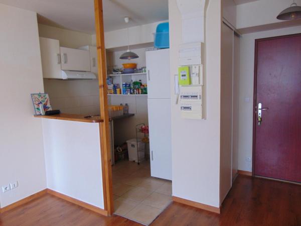 APPARTEMENT DANS RESIDENCE SECURISEE TRES BIEN ENTRETENUE