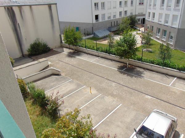 APPARTEMENT DANS RESIDENCE SECURISEE TRES BIEN ENTRETENUE