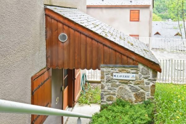 CAUTERETS (65), bel appartement avec pisicine déalement situé, à 5 minutes des télécabines