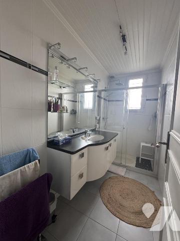 Sur la commune de GAGNY (Seine-Saint-Denis) maison de 3PP