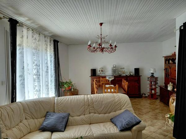 Achat - Maison Challans 85300 4 pièces 104 m 2 768 m 2