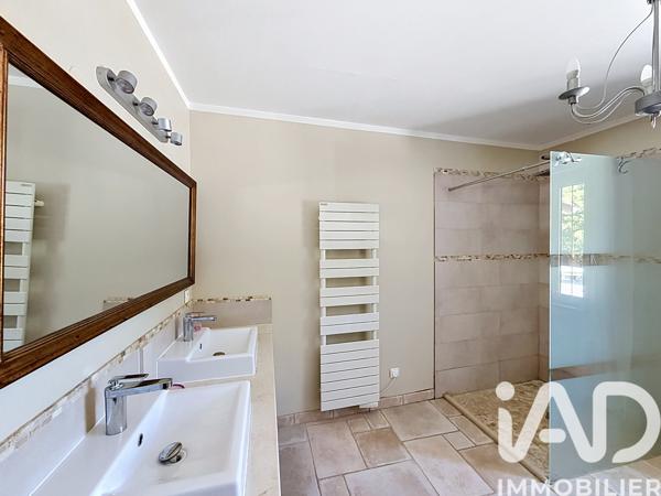Maison à vendre 9 pièces 206 m² Bergerac