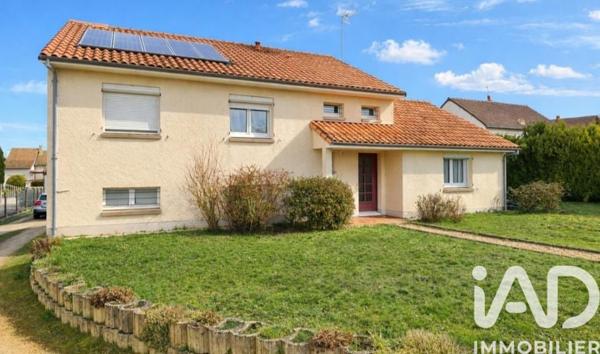 Maison à vendre 5 pièces 149,23 m² Châtellerault