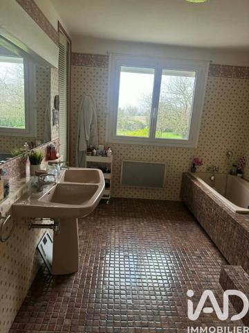 Maison à vendre 5 pièces 149,23 m² Châtellerault