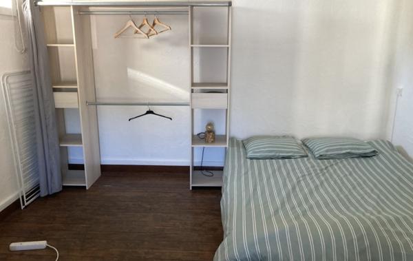 Vente Maison de ville Petite cour à rafraîchir Beziers   