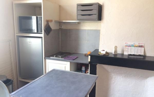 Vente Maison de ville Petite cour à rafraîchir Beziers   