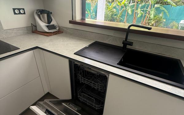 Maison à vendre    4 pièces •  Saint-Laurent-du-Maroni