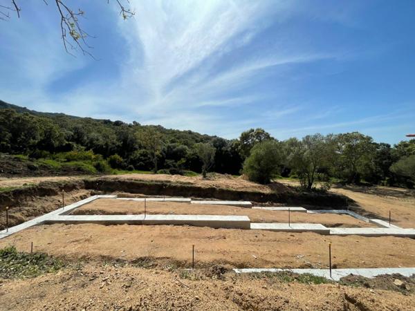 Terrain à vendre    Figari