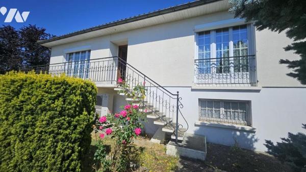 A vendre à ITEUIL (86240), Un pavillon de 82m² sur sous-sol complet, au sein d'un terrain de 585m²