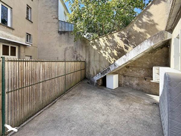 Immeuble 337 920 € Angoulême 251 m² DPE D