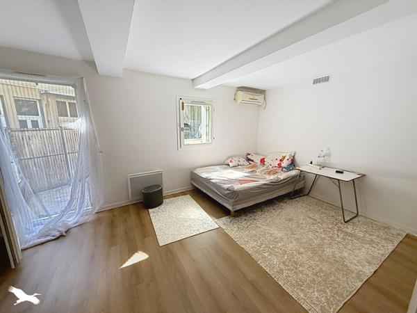 Immeuble 337 920 € Angoulême 251 m² DPE D