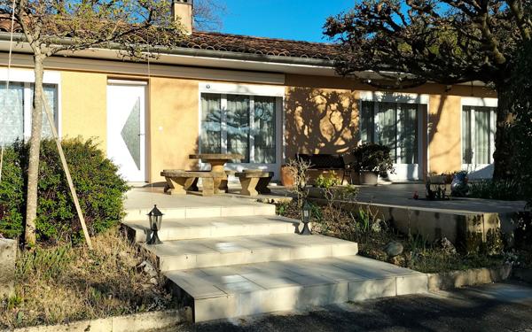 Maison à vendre    9 pièces •  Châteauneuf-du-Rhône