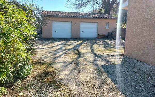 Maison à vendre    9 pièces •  Châteauneuf-du-Rhône