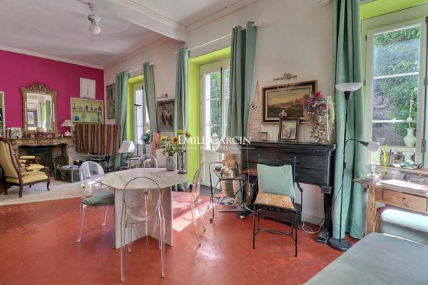 A vendre - Appartement en rez-de-chaussée avec terrasse et jardin