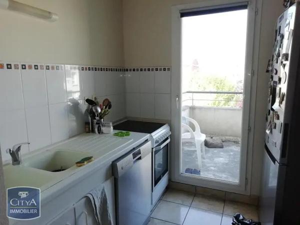 Appartement à louer 2 pièces 45.18m² Tours (37000)