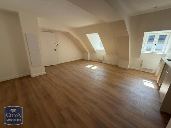 Appartement à louer 3 pièces 61.3m² Vichy (03200)