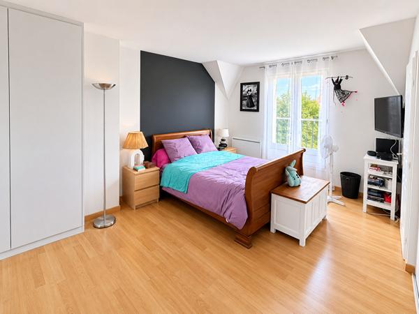 Maison Triel Sur Seine 6 pièce(s) 135 m2 537 000 € **  - Référence  1803