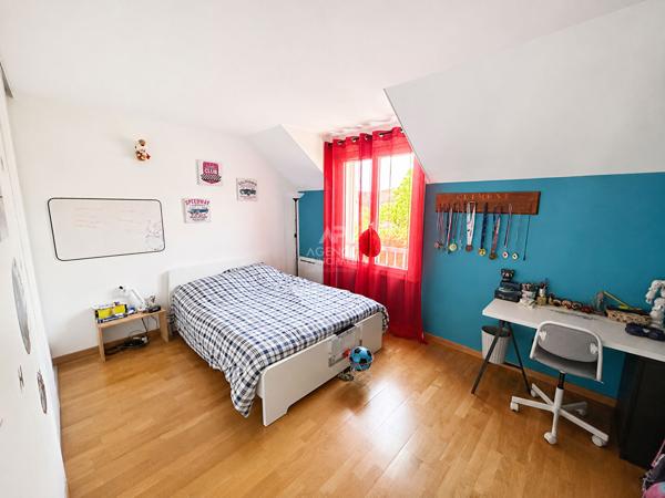 Maison Triel Sur Seine 6 pièce(s) 135 m2 537 000 € **  - Référence  1803