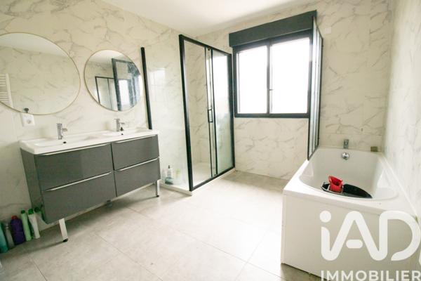 Maison à vendre 5 pièces 113 m² Mouroux